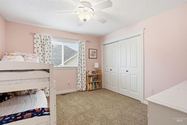 628 Kennedy Dr, Middleton, ID 83644