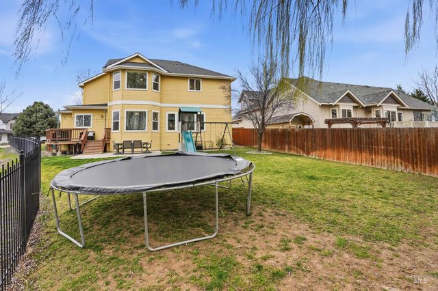 628 Kennedy Dr, Middleton, ID 83644