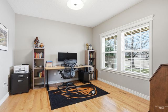 628 Kennedy Dr, Middleton, ID 83644