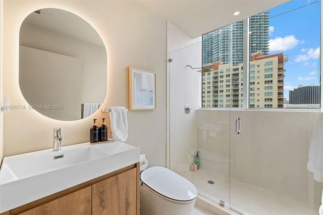 2020 N Bayshore Dr 810, Miami, FL 33137