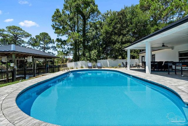 2969 Coral Strip Pkwy, Gulf Breeze, FL 32563