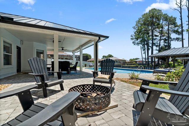 2969 Coral Strip Pkwy, Gulf Breeze, FL 32563