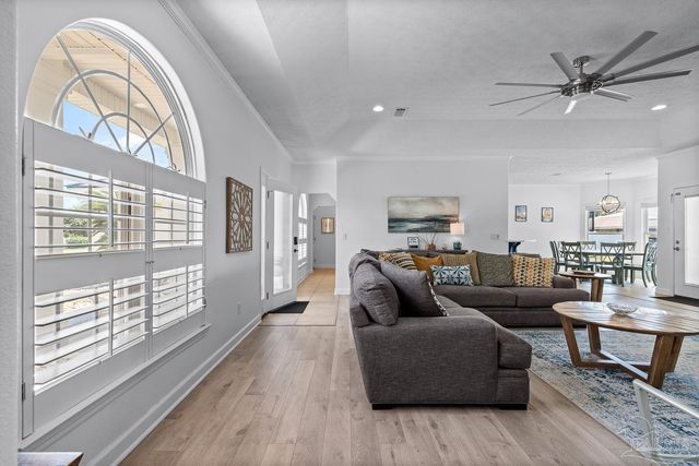 2969 Coral Strip Pkwy, Gulf Breeze, FL 32563