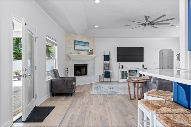 2969 Coral Strip Pkwy, Gulf Breeze, FL 32563