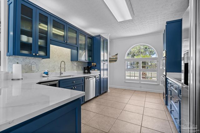 2969 Coral Strip Pkwy, Gulf Breeze, FL 32563