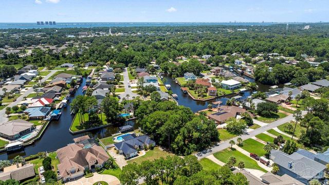 2969 Coral Strip Pkwy, Gulf Breeze, FL 32563
