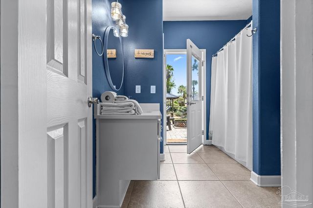 2969 Coral Strip Pkwy, Gulf Breeze, FL 32563