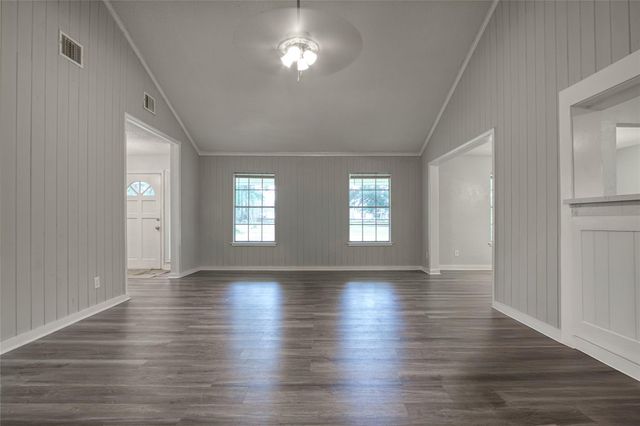 337 County Road 2281, Cleveland, TX 77327