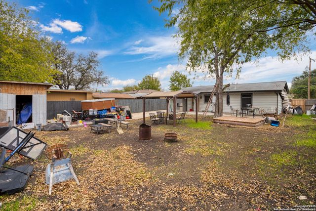 243 Yolanda, San Antonio, TX 78228