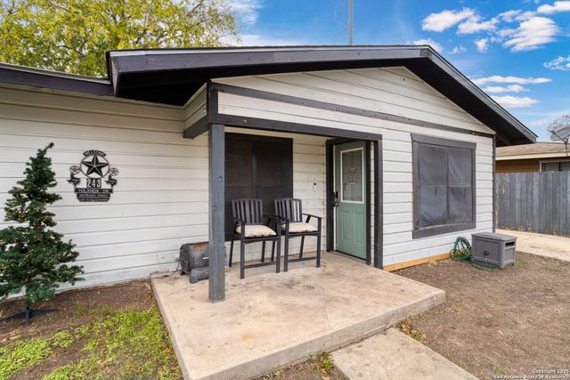 243 Yolanda, San Antonio, TX 78228