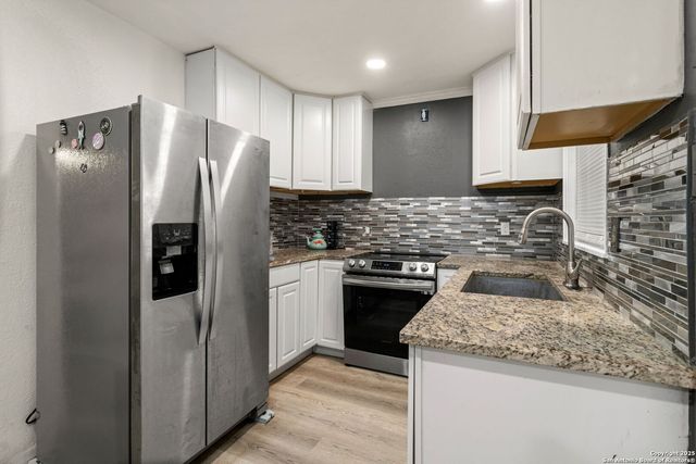 243 Yolanda, San Antonio, TX 78228