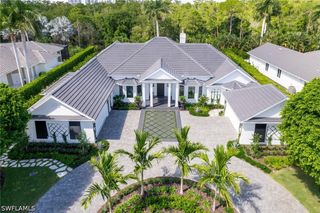 743 Saint Georges CT, Naples, FL 34110