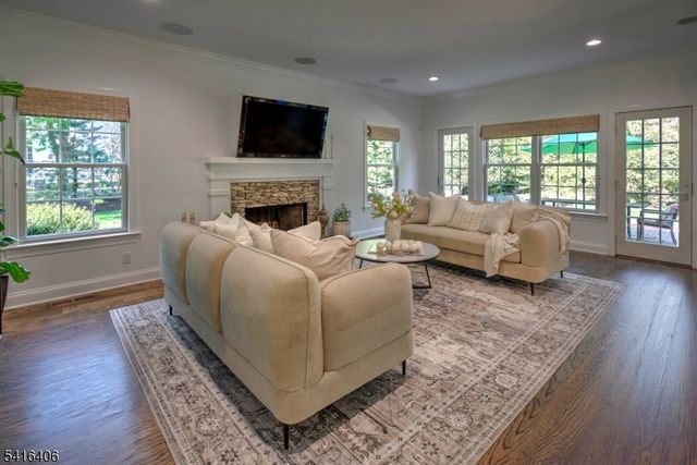 6 Westminster Place, Morris Twp., NJ 07960