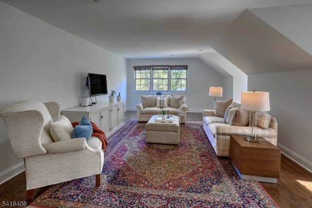 6 Westminster Place, Morris Twp., NJ 07960