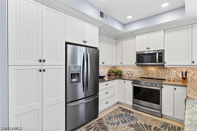 20930 Island Sound CIR 201, Estero, FL 33928
