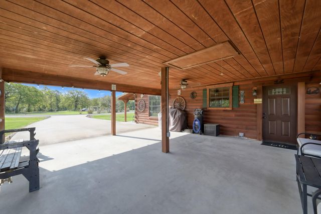 130 Raleigh Circle, Trinity, TX 75862