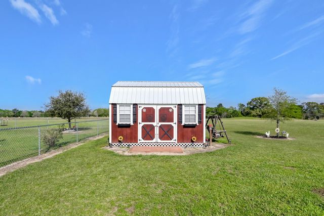 130 Raleigh Circle, Trinity, TX 75862