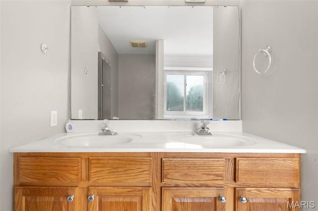 1818 N Bend Road, Union, MO 63084