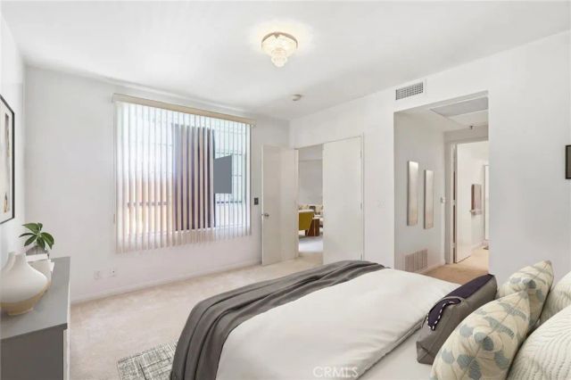 5350 White Oak Avenue 212, Encino, CA 91316