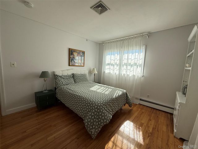 250 Oneck Lane, Westhampton, NY 11978
