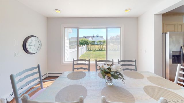 250 Oneck Lane, Westhampton, NY 11978