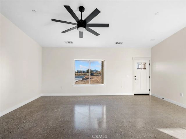 16173 Pela Road, Apple Valley, CA 92307
