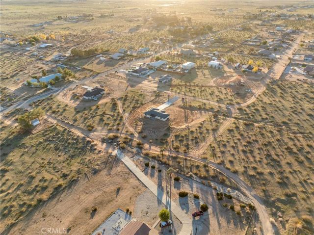 16173 Pela Road, Apple Valley, CA 92307