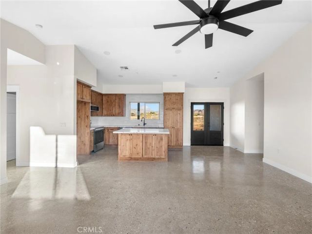 16173 Pela Road, Apple Valley, CA 92307