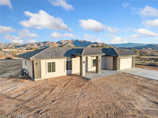 16173 Pela Road, Apple Valley, CA 92307