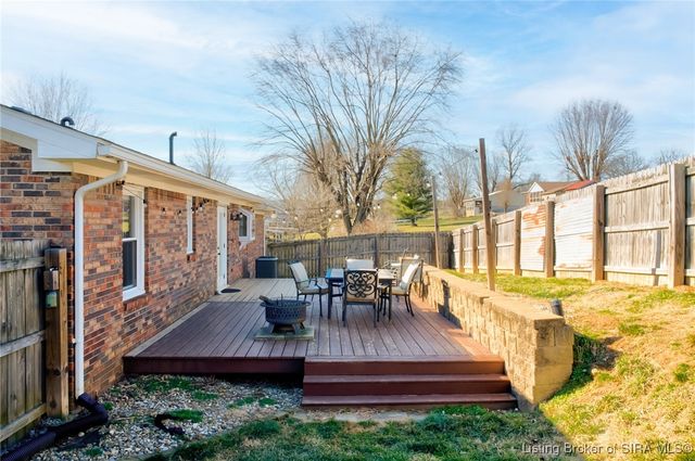 7348 Meadowlark Drive NE, Lanesville, IN 47136