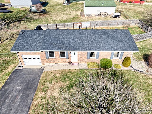 7348 Meadowlark Drive NE, Lanesville, IN 47136