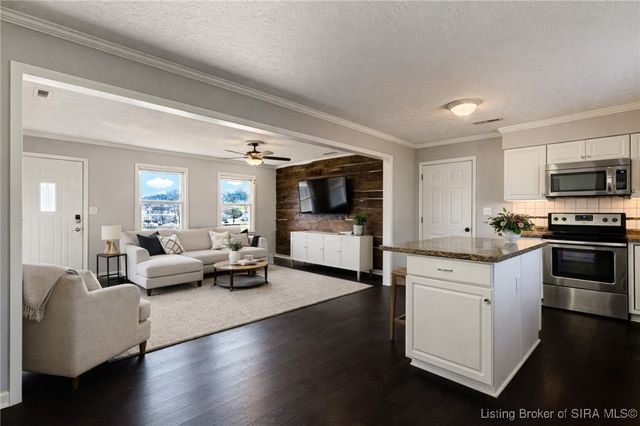 7348 Meadowlark Drive NE, Lanesville, IN 47136