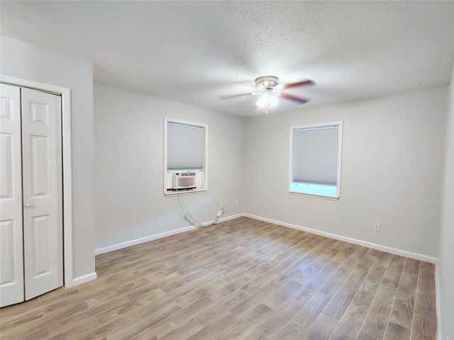 25934 Pine Oak Drive, Hockley, TX 77447