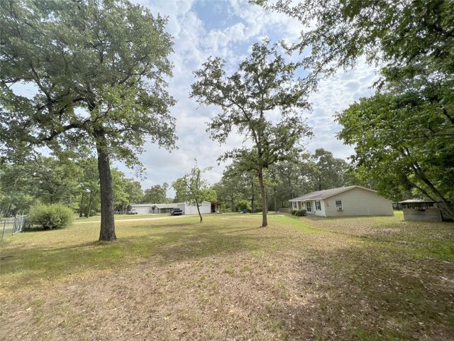 25934 Pine Oak Drive, Hockley, TX 77447
