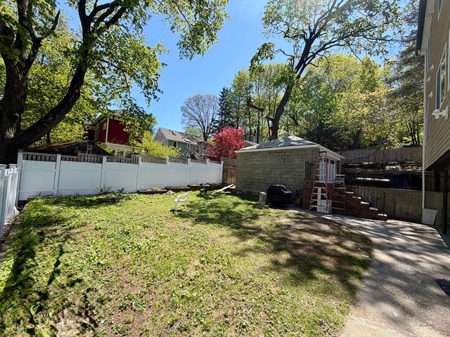 12 Florence Ave 2, Arlington, MA 02476