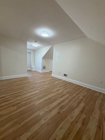 12 Florence Ave 2, Arlington, MA 02476