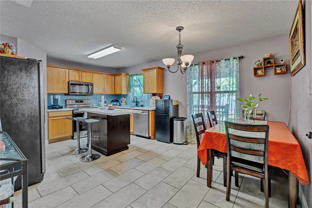 4007 Willow Leaf Court, Dallas, TX 75212