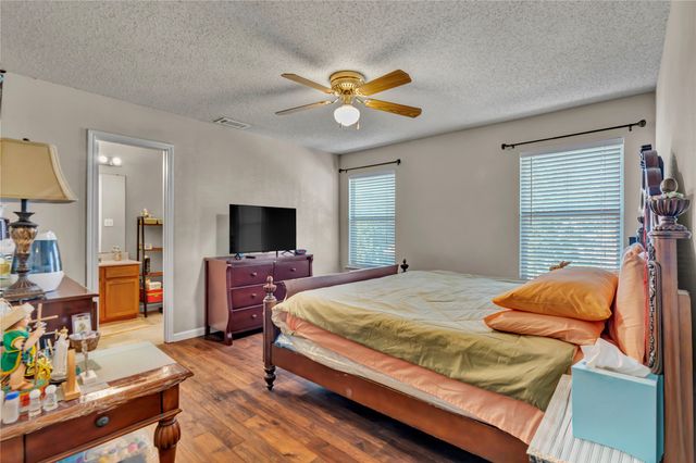 4007 Willow Leaf Court, Dallas, TX 75212