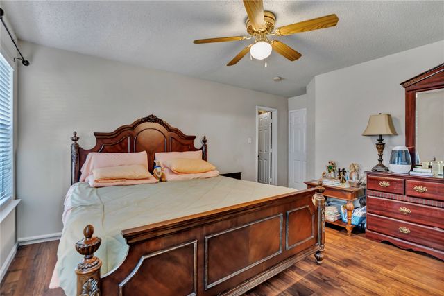 4007 Willow Leaf Court, Dallas, TX 75212