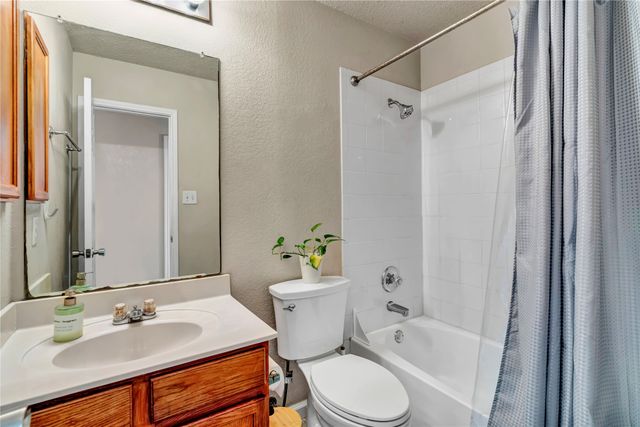 4007 Willow Leaf Court, Dallas, TX 75212