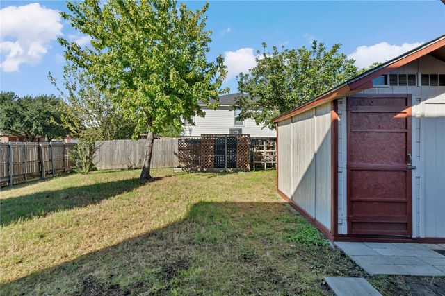 4007 Willow Leaf Court, Dallas, TX 75212