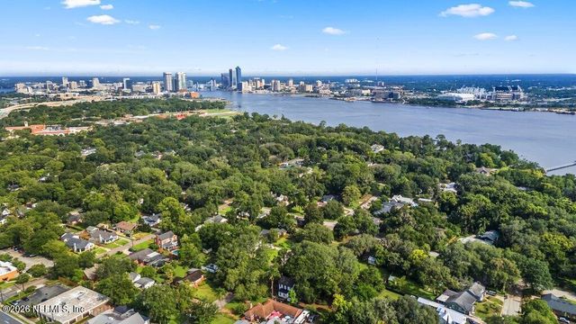 1507 TIBER Avenue, Jacksonville, FL 32207
