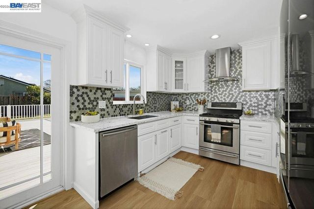 2038 Hartnell St, Union City, CA 94587