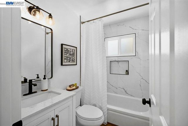 2038 Hartnell St, Union City, CA 94587