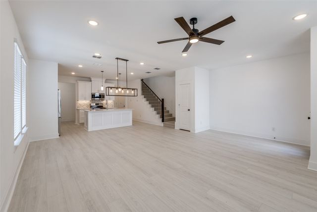 830 Trace Hawk Lane, Arlington, TX 76005