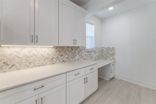 830 Trace Hawk Lane, Arlington, TX 76005