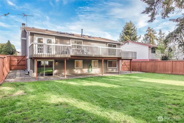 24941 13th Place S, Des Moines, WA 98198