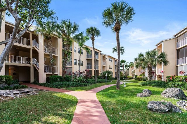 15295 SW 106th Ln 717, Miami, FL 33196