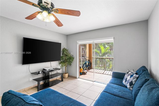 15295 SW 106th Ln 717, Miami, FL 33196