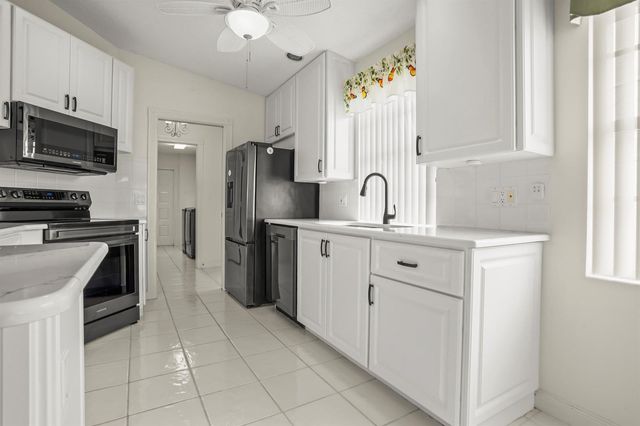 1772 SW Waterfall Boulevard, Palm City, FL 34990
